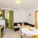 Fontana - One Bedroom With Balcony And Sea View