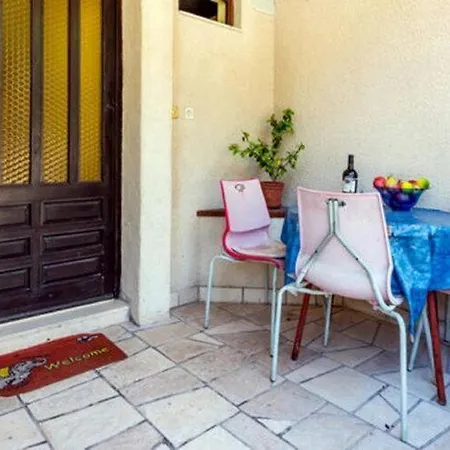 Fontana - One Bedroom With Balcony And Sea View *